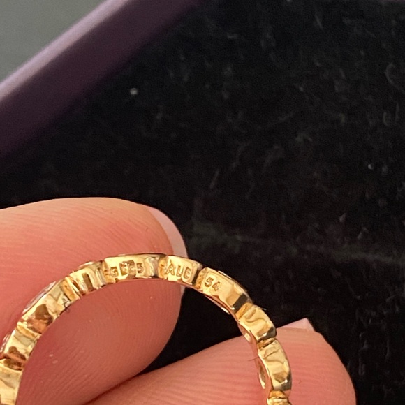 Pandora Alluring Brilliant Marquise Solid 14 K Ring
Size 54 150183CZ - Picture 2 of 2